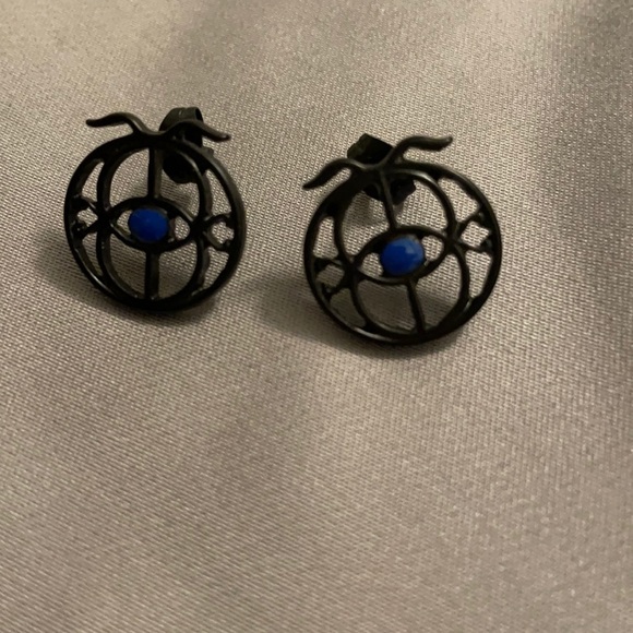 Bookish earrings - Picture 1 of 1